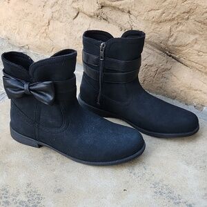 UGG Joanie Bow Boot Black Size 5
